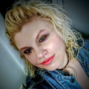 Meet your Posher, Sally